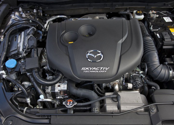 Technical specifications and characteristics for【Mazda Mazda 3 III Hatchback】 - picture 11