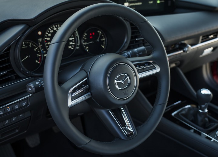 Технические характеристики о Mazda Mazda 3 IV (BP) Hatchback - picture 8