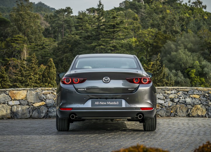 Технические характеристики о Mazda Mazda 3 IV (BP) Sedan - picture 4
