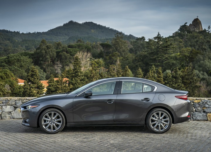Технические характеристики о Mazda Mazda 3 IV (BP) Sedan - picture 17