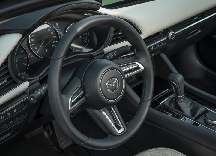 Технические характеристики о Mazda Mazda 3 IV (BP) Sedan - picture 8