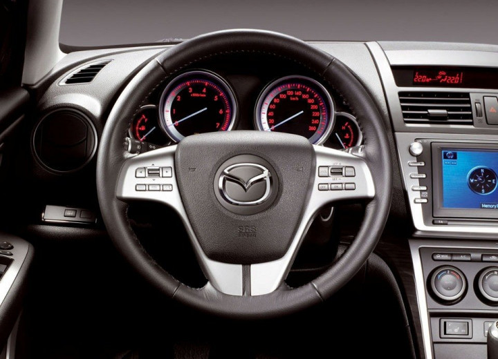 Technical specifications and characteristics for【Mazda Mazda 6 II - Combi (GH)】 - picture 4