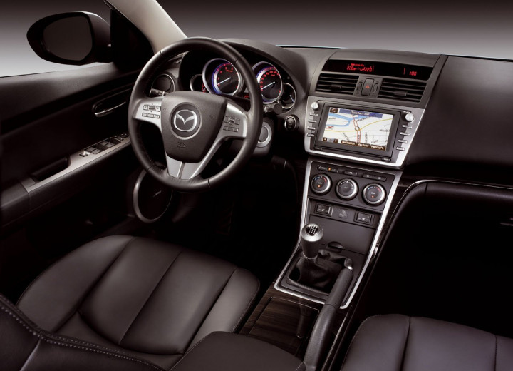 Technical specifications and characteristics for【Mazda Mazda 6 II - Hatchback (GH)】 - picture 4