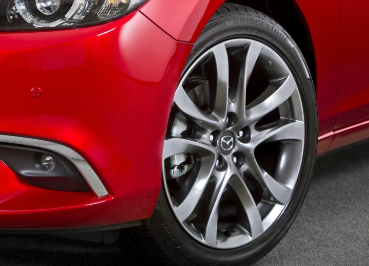 Technical specifications and characteristics for【Mazda Mazda 6 III Restyling】 - picture 17