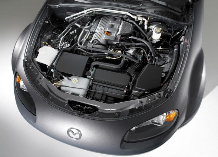 Technical specifications and characteristics for【Mazda Mx-5 (III)】 - picture 12