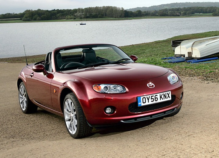 Technical specifications and characteristics for【Mazda Mx-5 (III)】 - picture 1