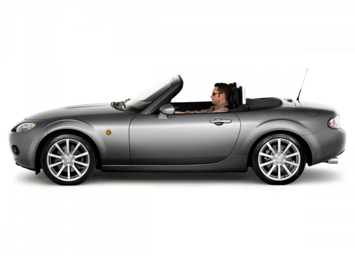 Technical specifications and characteristics for【Mazda Mx-5 (III)】 - picture 5