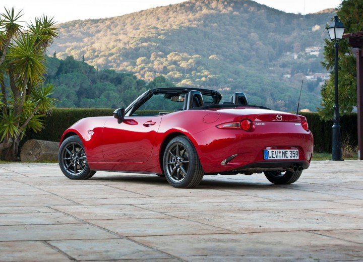 Technical specifications and characteristics for【Mazda Mx-5 IV】 - picture 4