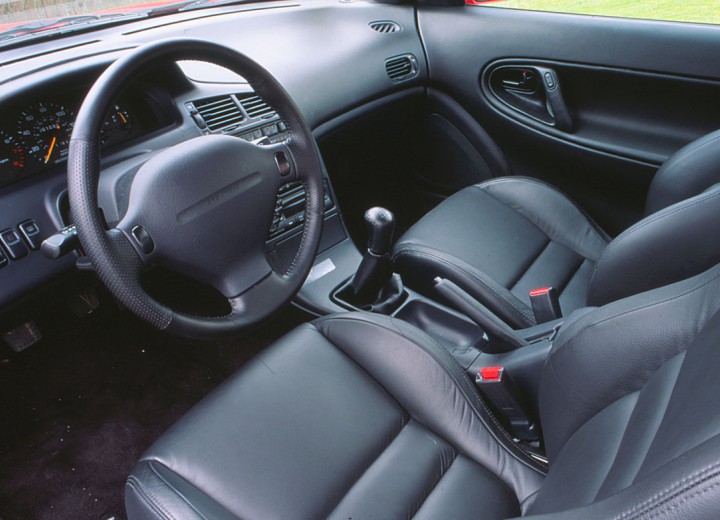 Caractéristiques techniques de Mazda Mx-6 (GE6) - picture 8