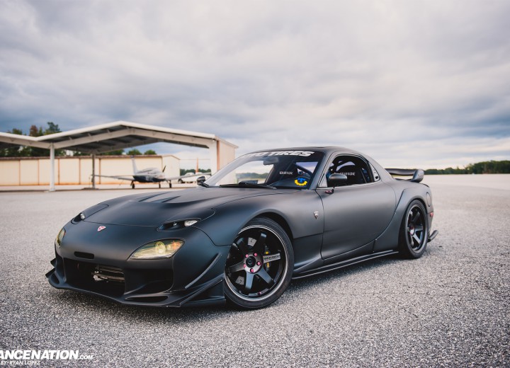 Technische Daten und Spezifikationen für Mazda RX 7 IV - picture 1