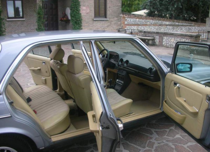 Caractéristiques techniques de Mercedes-Benz 200 (W123) - picture 7