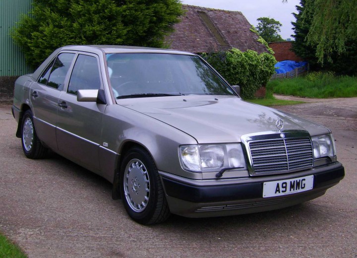 Technische Daten und Spezifikationen für Mercedes-Benz 200 (W124) - picture 2