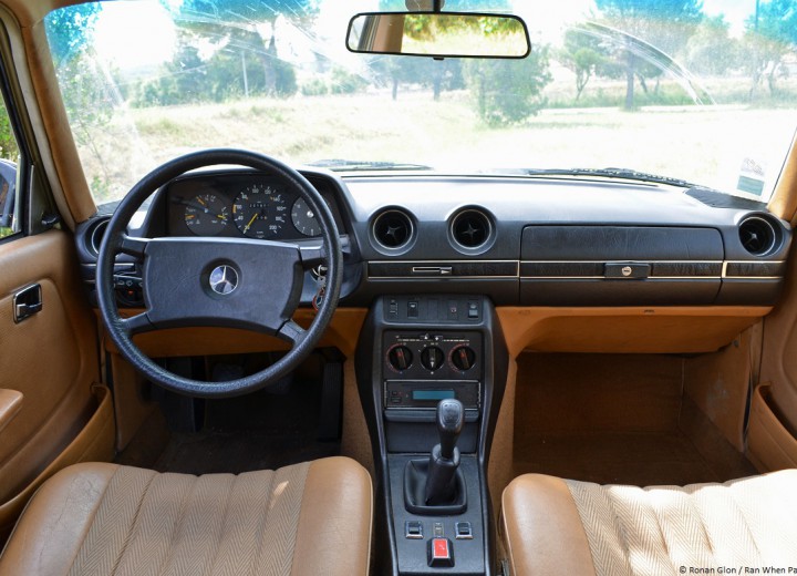 Technische Daten und Spezifikationen für Mercedes-Benz 230 (W123) - picture 3
