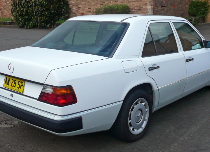 Technische Daten und Spezifikationen für Mercedes-Benz 230 (W124) - picture 3