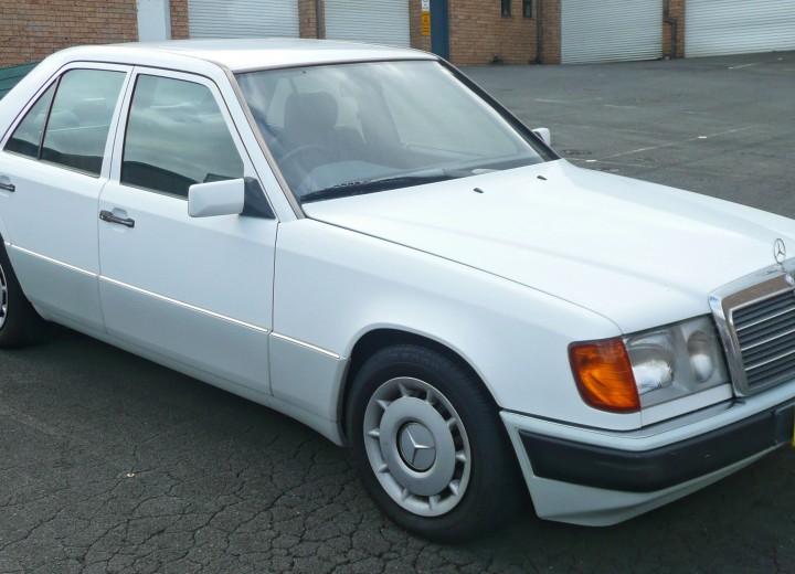 Technische Daten und Spezifikationen für Mercedes-Benz 230 (W124) - picture 1