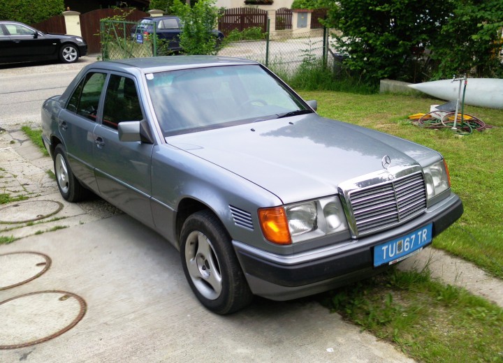 Technische Daten und Spezifikationen für Mercedes-Benz 250 (W124) - picture 3