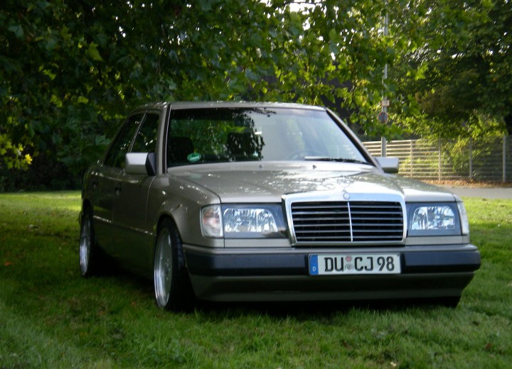 Технически характеристики за Mercedes-Benz 260 (W124) - picture 2