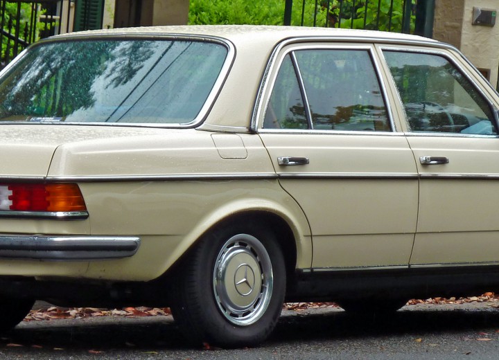 Технически характеристики за Mercedes-Benz 280 (W123) - picture 3