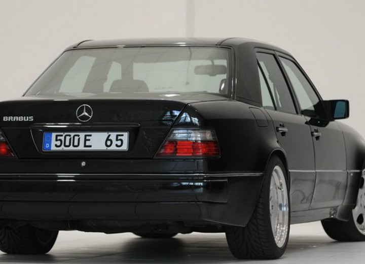 Technical specifications and characteristics for【Mercedes-Benz 500 (W124)】 - picture 5