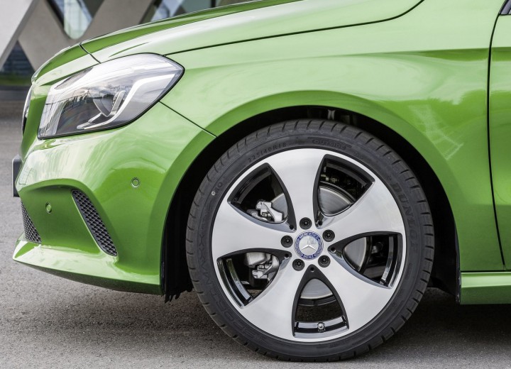 Technische Daten und Spezifikationen für Mercedes-Benz A-klasse III (W176) Restyling - picture 11
