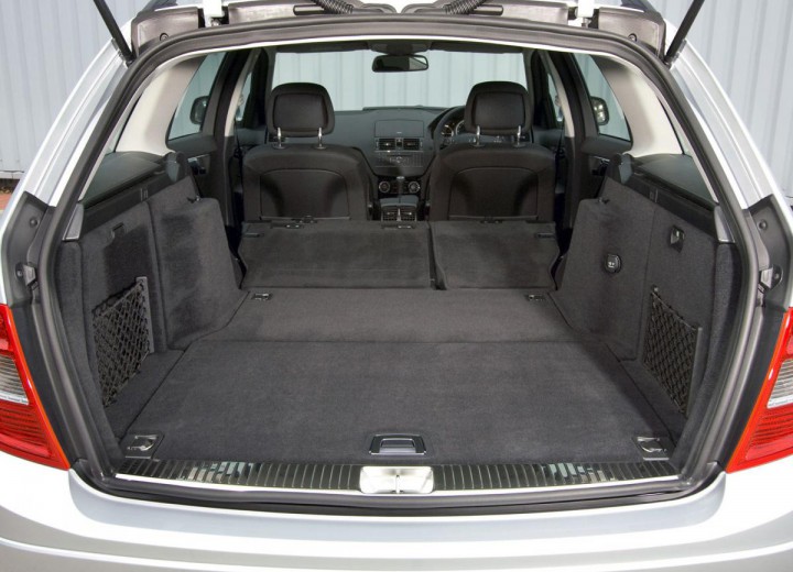 Caractéristiques techniques de Mercedes-Benz C-klasse T-mod (S204) - picture 7