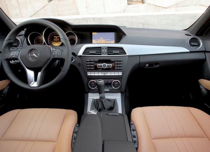 Технически характеристики за Mercedes-Benz C-klasse (W204) - picture 13