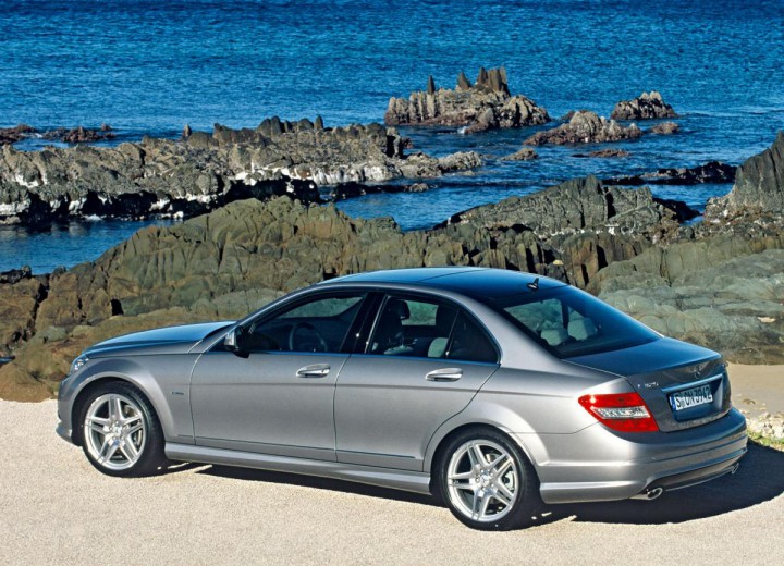 Технически характеристики за Mercedes-Benz C-klasse (W204) - picture 9