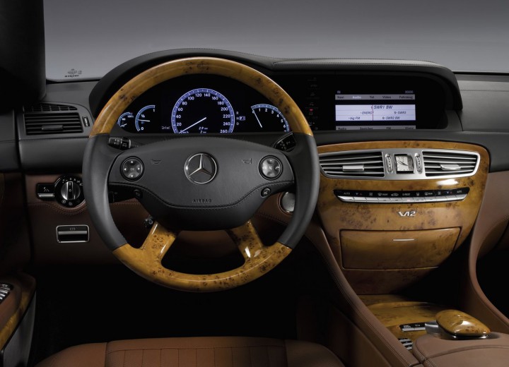 Technical specifications and characteristics for【Mercedes-Benz CL-klasse III (C216)】 - picture 13