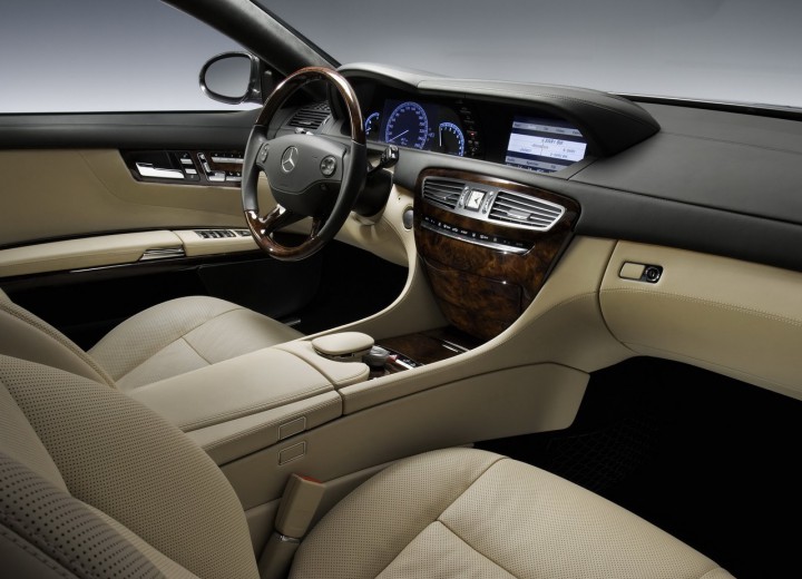 Technical specifications and characteristics for【Mercedes-Benz CL-klasse III (C216)】 - picture 11
