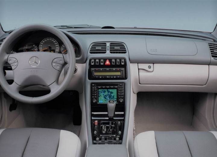 Caractéristiques techniques de Mercedes-Benz CLK-klasse I (W208) Restyling - picture 2