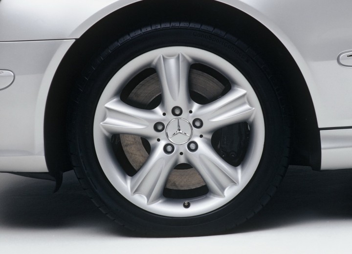Technical specifications and characteristics for【Mercedes-Benz CLK-klasse II (W209) Restyling】 - picture 9
