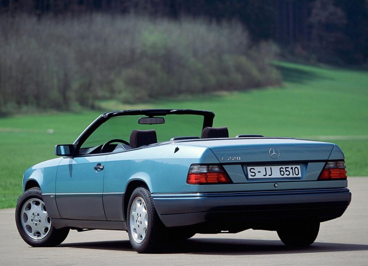 Technical specifications and characteristics for【Mercedes-Benz E-klasse Cabrio (A124)】 - picture 4