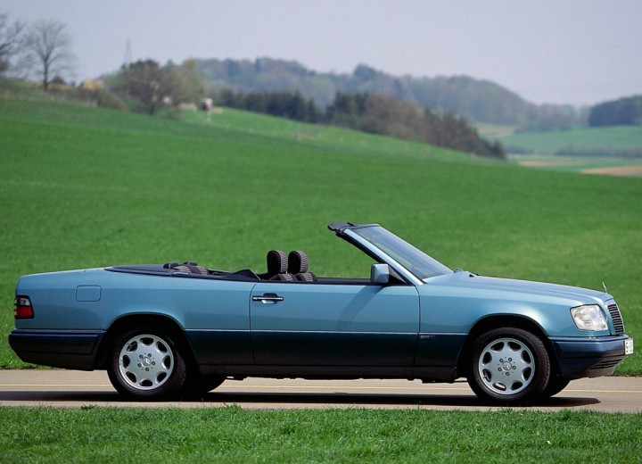 Technical specifications and characteristics for【Mercedes-Benz E-klasse Cabrio (A124)】 - picture 2