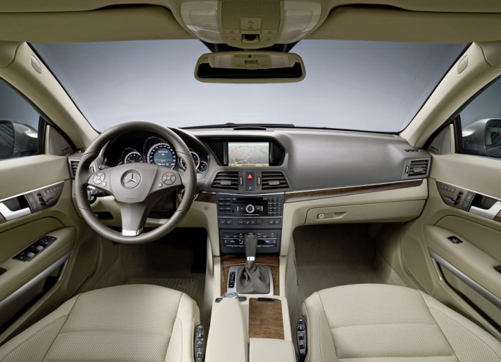 Технические характеристики о Mercedes-Benz E-klasse Coupe (C207) - picture 10