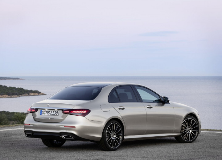 Technical specifications and characteristics for【Mercedes-Benz E-klasse V (W213) Restyling】 - picture 3