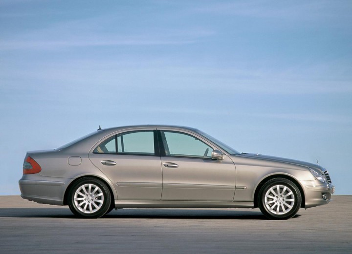 Технически характеристики за Mercedes-Benz E-klasse (W211) - picture 2