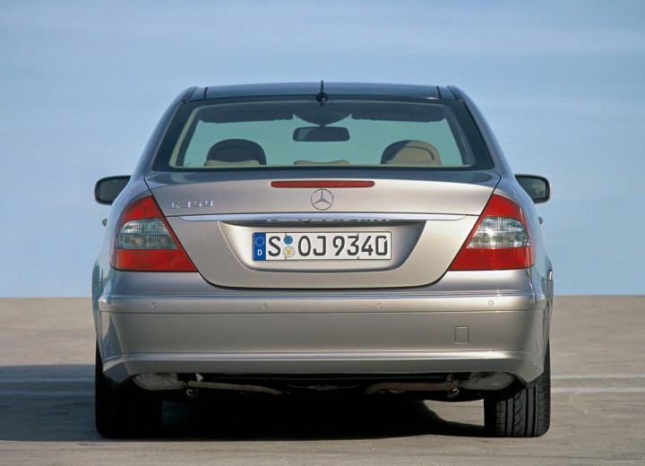 Технически характеристики за Mercedes-Benz E-klasse (W211) - picture 3
