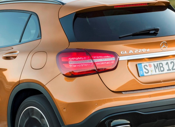 Technische Daten und Spezifikationen für Mercedes-Benz GLA-klasse (X156) Restyling - picture 7