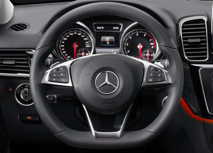 Technical specifications and characteristics for【Mercedes-Benz GLE I (W166)】 - picture 7