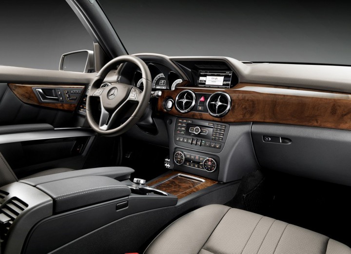 Technical specifications and characteristics for【Mercedes-Benz GLK-klasse (X204) Restyling】 - picture 7