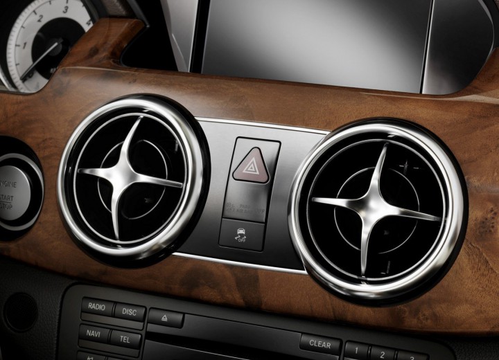 Technical specifications and characteristics for【Mercedes-Benz GLK-klasse (X204) Restyling】 - picture 10