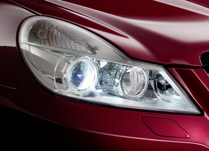 Технически характеристики за Mercedes-Benz SL-klasse V (R320) Restyling II - picture 15