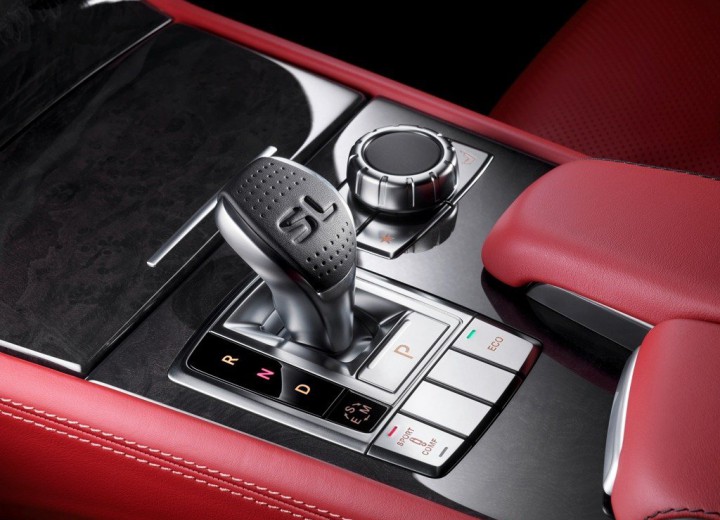 Technical specifications and characteristics for【Mercedes-Benz SL-klasse VI (r231)】 - picture 15