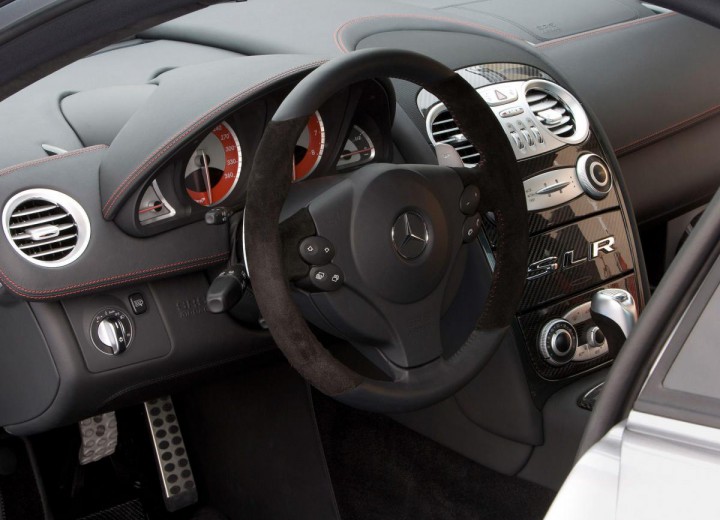 Technische Daten und Spezifikationen für Mercedes-Benz SLR McLaren (C199) Coupe - picture 7