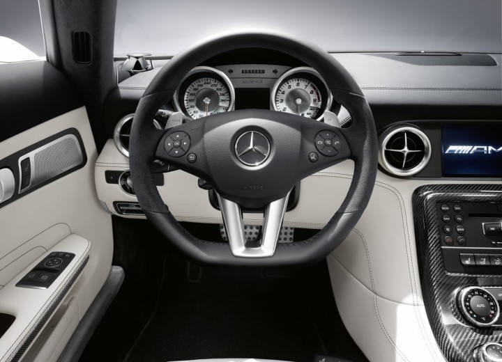 Technische Daten und Spezifikationen für Mercedes-Benz SLS AMG Roadster - picture 7