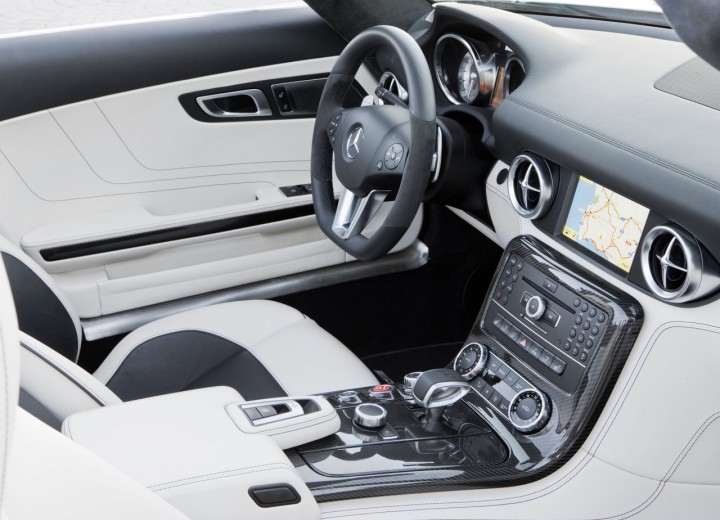 Technische Daten und Spezifikationen für Mercedes-Benz SLS AMG Roadster - picture 9