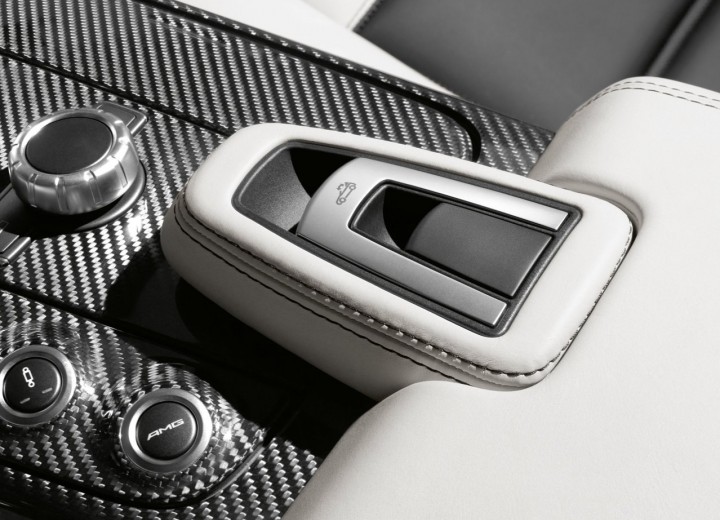 Technische Daten und Spezifikationen für Mercedes-Benz SLS AMG Roadster - picture 12