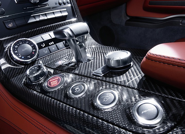 Mercedes-Benz SLS AMG teknik özellikleri - picture 8