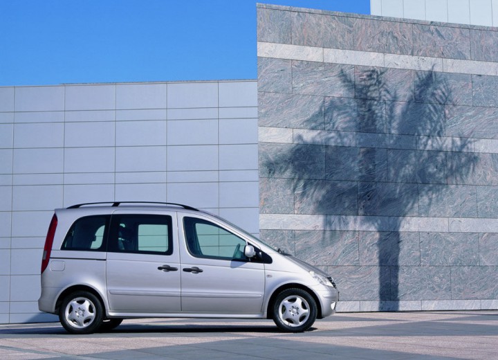 Технически характеристики за Mercedes-Benz Vaneo (W414) - picture 2