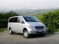 Especificaciones técnicas del coche y ahorro de combustible de Mercedes-Benz Viano
